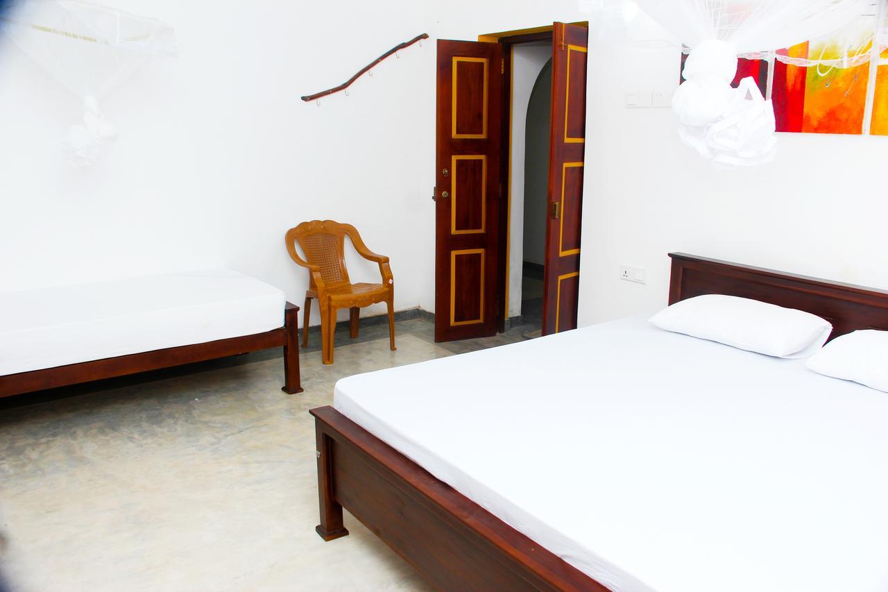 Villa Palm Breeze Polhena Esterno foto