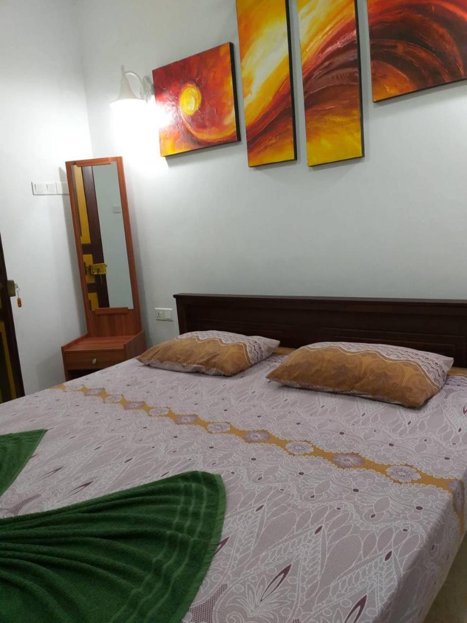 Villa Palm Breeze Polhena Esterno foto