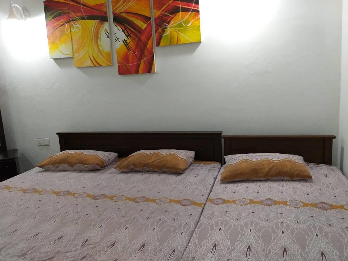 Villa Palm Breeze Polhena Esterno foto